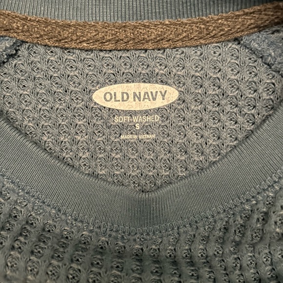 Old Navy Waffle Shirt - Picture 6 of 7